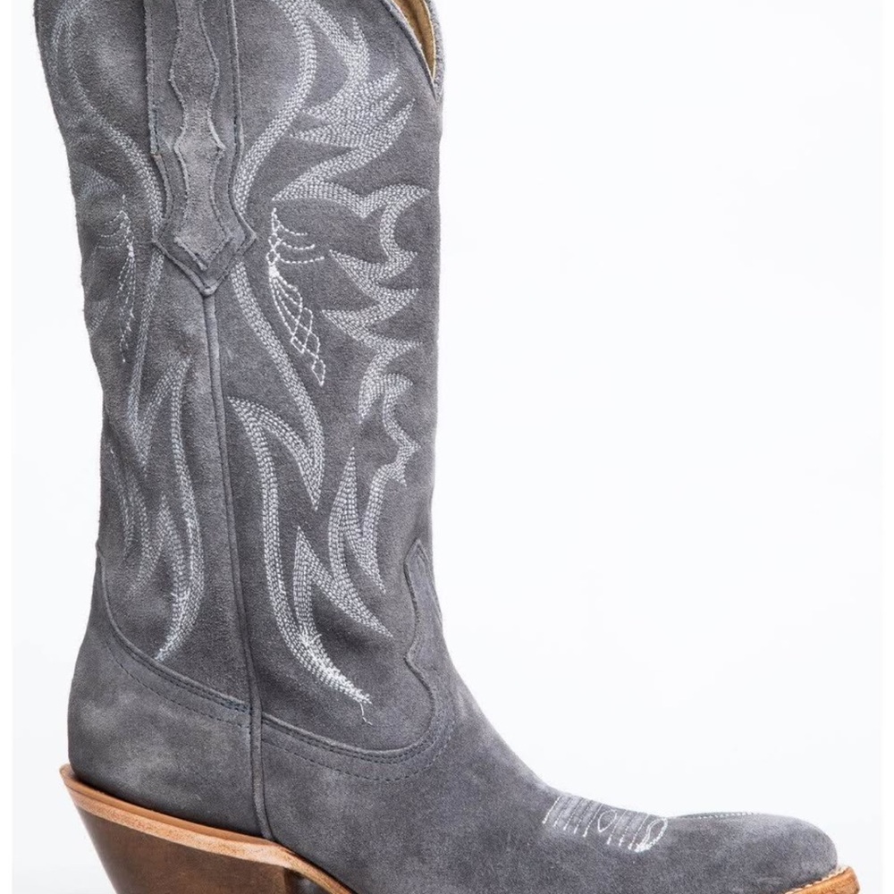 Tony Lama Gray Suede Western Boots - Picture 7 of 8
